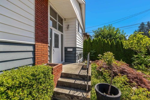 525 Appian Way, Coquitlam, BC 