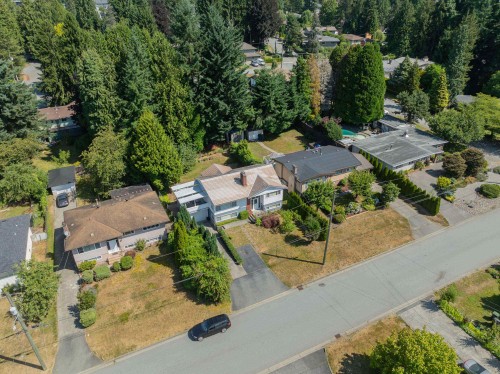 525 Appian Way, Coquitlam, BC 