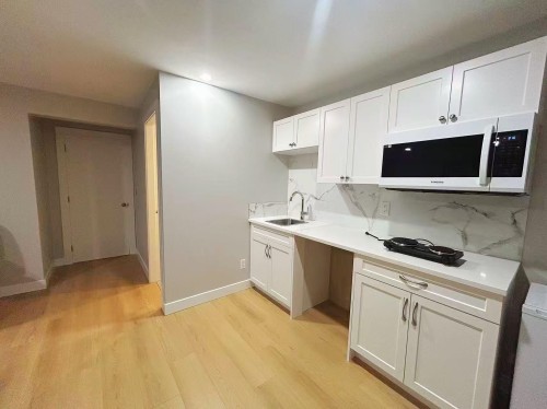 5068 7B Avenue, Delta, BC 