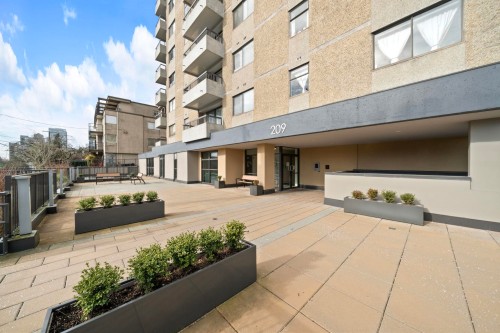 1002-209 Carnarvon Street, New Westminster, BC 