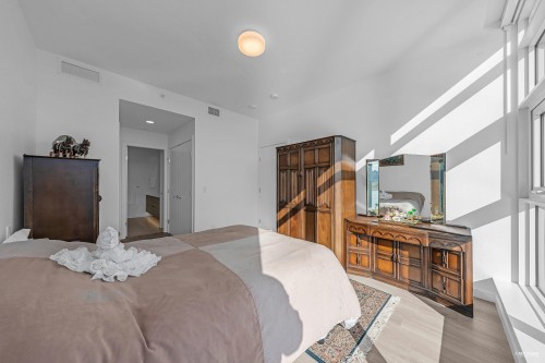 607-680 Quayside Drive, New Westminster, BC 