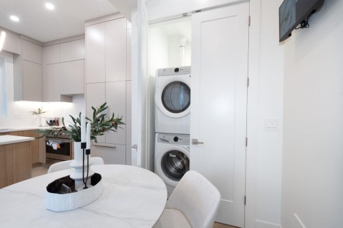 4426 4Th Avenue W, Vancouver, BC 