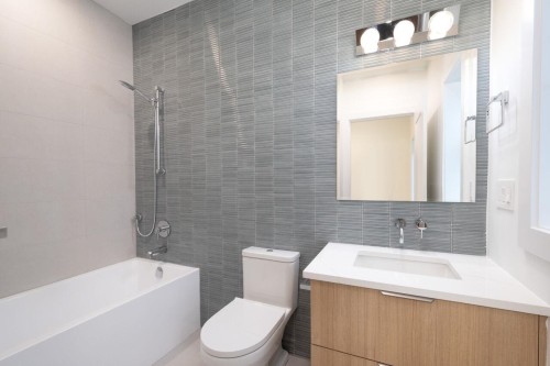 4426 4Th Avenue W, Vancouver, BC 