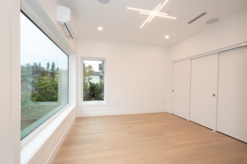 4424 4Th Avenue W, Vancouver, BC 