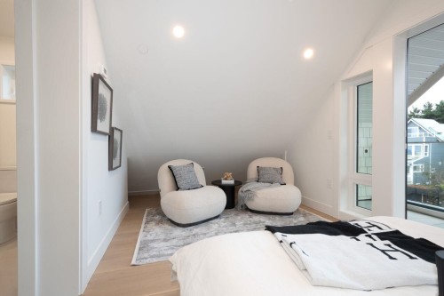 4424 4Th Avenue W, Vancouver, BC 