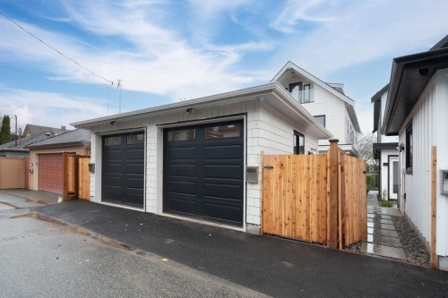 4424 4Th Avenue W, Vancouver, BC 