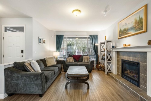 24320 102A Avenue, Maple Ridge, BC 