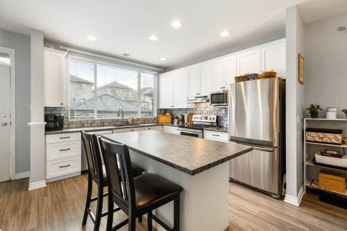 24320 102A Avenue, Maple Ridge, BC 