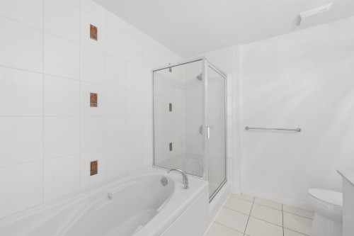 307-100 Esplanade Avenue E, North Vancouver, BC 