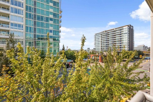 307-100 Esplanade Avenue E, North Vancouver, BC 