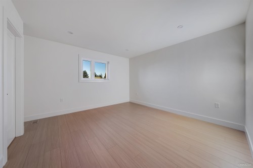 4-4855 Venables Street, Burnaby, BC 