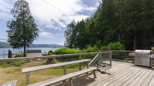 6 Brighton Beach, North Vancouver, BC 