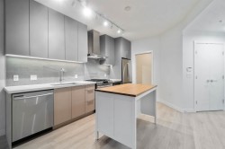 114-603 Regan Avenue  Coquitlam, BC V3J 0K2