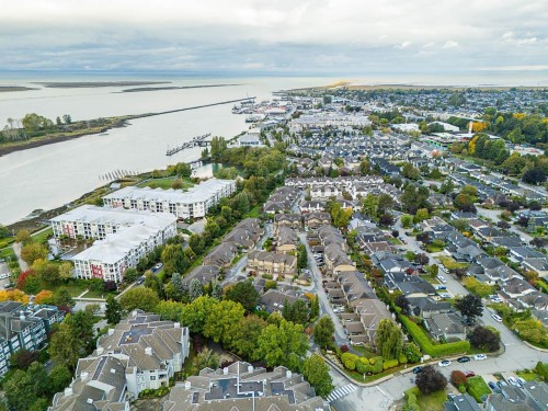 39-12880 Railway Avenue, Richmond, BC 