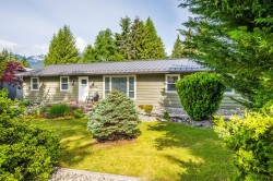 40195 Kintyre Drive  Squamish, BC V0N 1T0