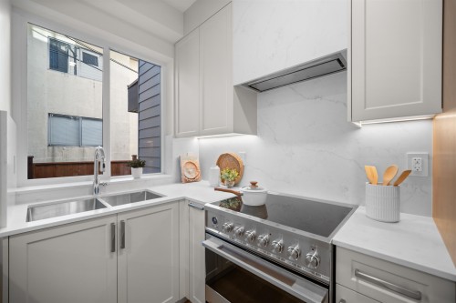 103-1837 Georgia Street E, Vancouver, BC 