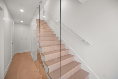 103-1837 Georgia Street E, Vancouver, BC 