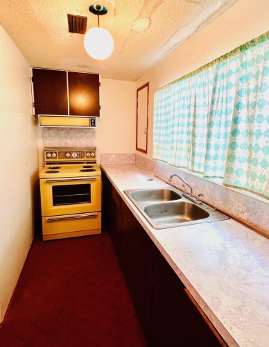 4695 Nanaimo Street, Vancouver, BC 