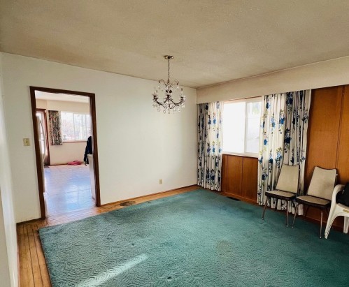 4695 Nanaimo Street, Vancouver, BC 