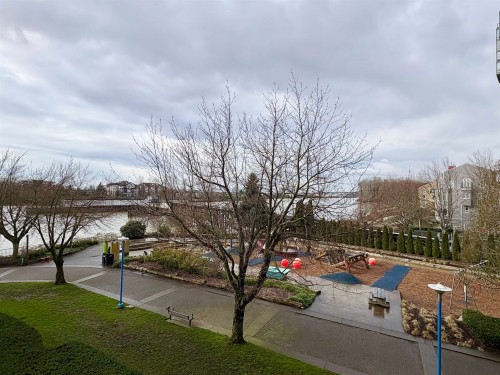 305-1250 Quayside Drive, New Westminster, BC 