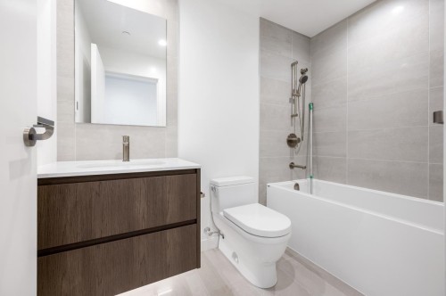 410-6855 Pearson Way, Richmond, BC 