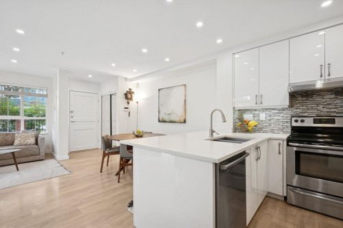 1985 Dunbar Street, Vancouver, BC 