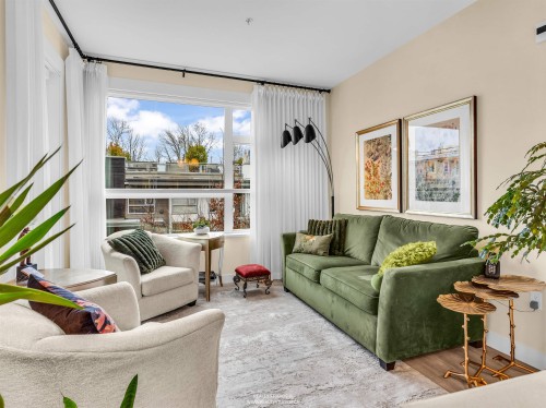 206-715 15Th Street W, North Vancouver, BC 