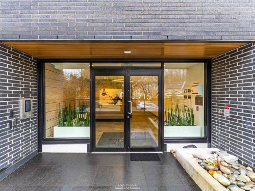 206-715 15Th Street W, North Vancouver, BC 