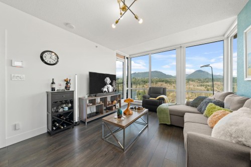 2202-1550 Fern Street, North Vancouver, BC 