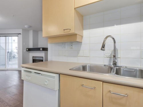 213-1989 Dunbar Street, Vancouver, BC 