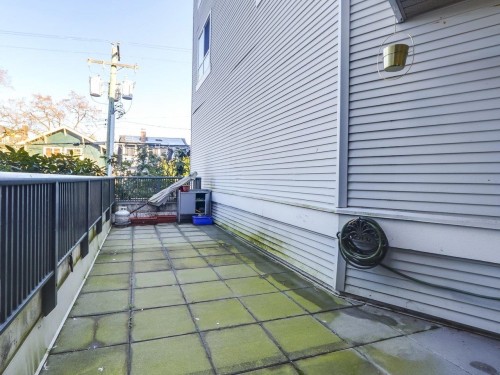 213-1989 Dunbar Street, Vancouver, BC 