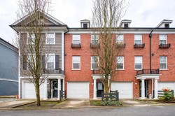 19-19572 Fraser Way  Pitt Meadows, BC V3Y 0A9