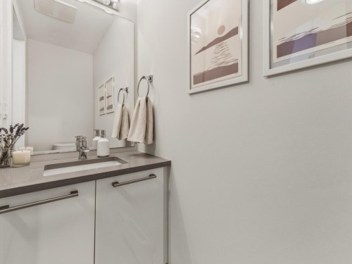 1681 Kitchener Street, Vancouver, BC 