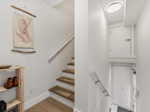 1681 Kitchener Street, Vancouver, BC 