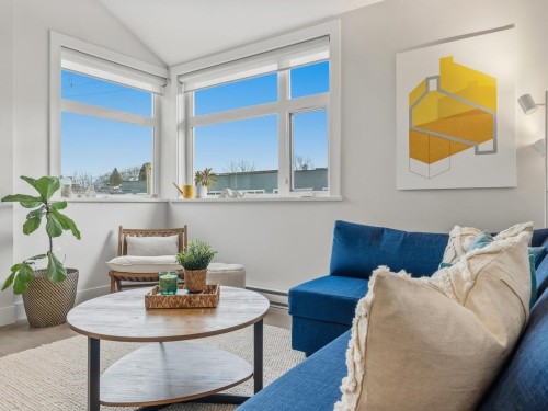 1681 Kitchener Street, Vancouver, BC 