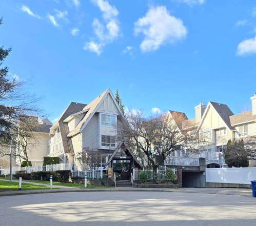 15-6577 Southoaks Crescent  Burnaby, BC V5E 4J9