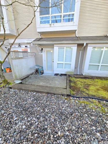 15-6577 Southoaks Crescent, Burnaby, BC 