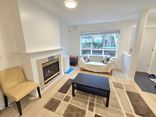 15-6577 Southoaks Crescent, Burnaby, BC 