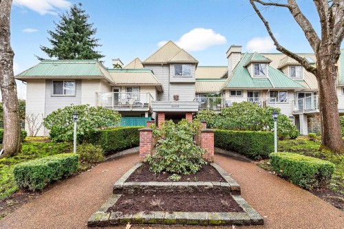 101-22275 123 Avenue  Maple Ridge, BC V2X 4E1