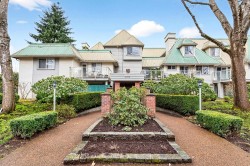 101-22275 123 Avenue  Maple Ridge, BC V2X 4E1