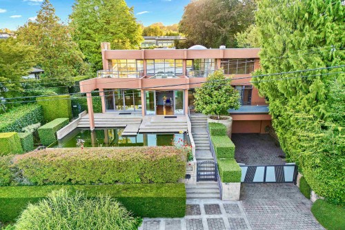 687 Beachview Drive, North Vancouver, BC 