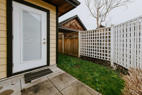 766 Gerussi Lane, Gibsons, BC 