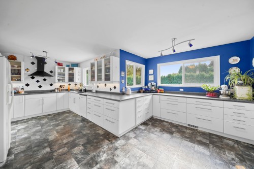 2160 Dorset Avenue, Port Coquitlam, BC 