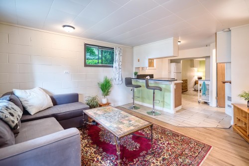 6582 Sunshine Coast Highway, Sechelt, BC 