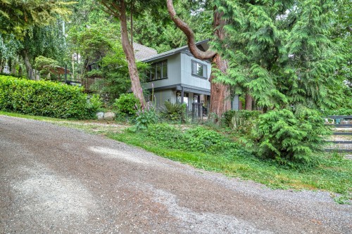 6582 Sunshine Coast Highway, Sechelt, BC 