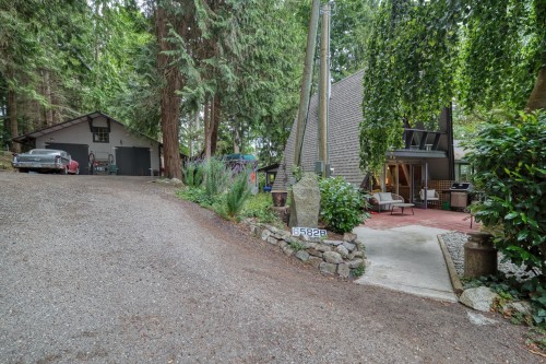 6582 Sunshine Coast Highway, Sechelt, BC 