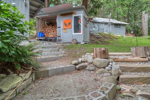 6582 Sunshine Coast Highway, Sechelt, BC 