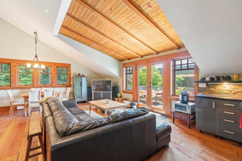 329 Esplanade Road, Keats Island, BC 