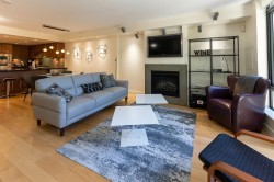 3821 Tupper Street  Vancouver, BC V5Z 4S8