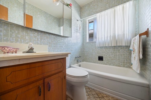 5131 Ann Street, Vancouver, BC 